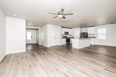 004-photo-living-room-14901861
