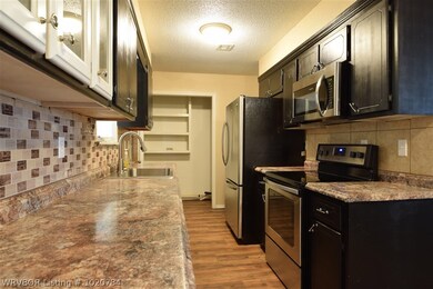 702 Varner Dr, Muldrow, OK 74948 - photo 5