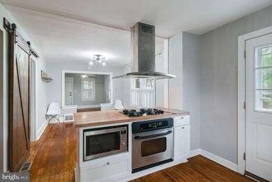 173 Maple Ave, Belmont Hills, PA 19004 - photo 6