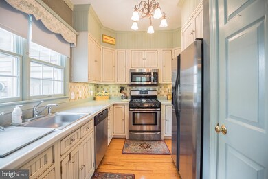 610 S Newton Lake Dr, Collingswood, NJ 08108 - photo 6