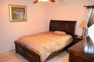 7815 Winehill Ln, Houston, TX 77040 - photo 7