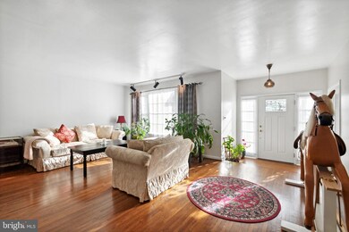 1244 Fitzwatertown Rd, Abington, PA 19001 - photo 3