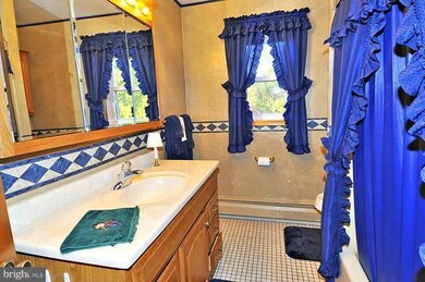 7907 Elizabeth Rd, Pasadena, MD 21122 - photo 4