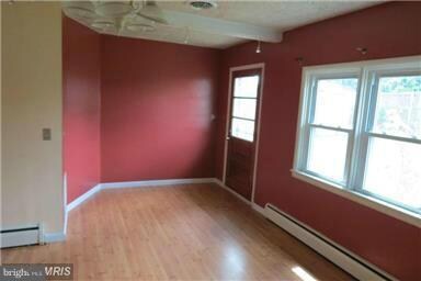 6326 Barnett Ave, Sykesville, MD 21784 - photo 3