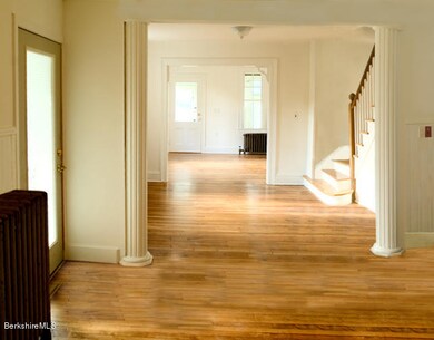 33 Pope St, Great Barrington, MA 01230 - photo 4