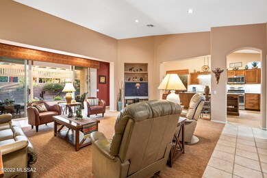 06-Living Area