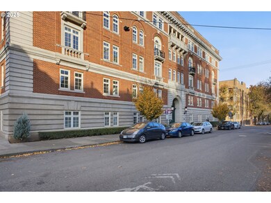 Embassy unit 214, Portland, OR 97209 - photo 2