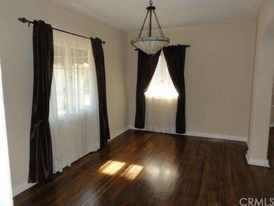 Formal Dinning Room