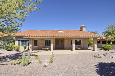 970 E Crown Ridge Dr, Oro Valley, AZ 85755 - photo 2