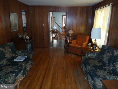 3927 Locust Grove Rd, Columbia, PA 17512 - photo 4