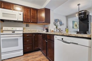 3860 Lake Run Blvd, Stow, OH 44224 - photo 5