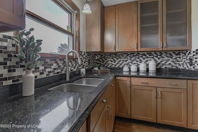 215 Harding St, Dupont, PA 18641 - photo 3