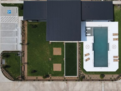 1109 Highland Square Ln, Houston, TX 77091 - photo 7