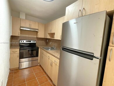 4721 NW 7th St unit 10412, Miami, FL 33126 - photo 2