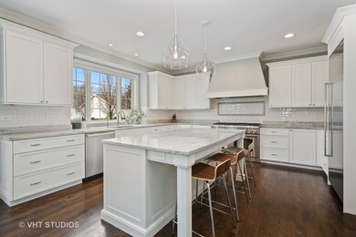 588 S Hawthorne Ave, Elmhurst, IL 60126 - photo 7