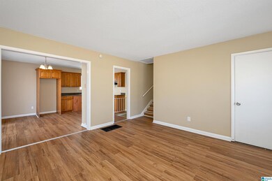 2813 Micmac Dr, Birmingham, AL 35215 - photo 5