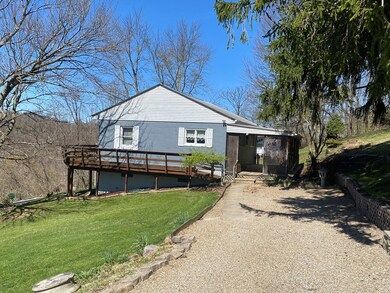 35 Boston Hill Dr, Wheeling, WV 26003 - photo 2