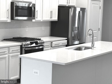 17958 Woods Overlook Dr, Dumfries, VA 22026 - photo 5