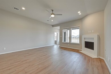 Spacious Living Room w/ Fire Place