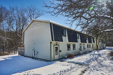 170 E Hadley Rd unit 107, Amherst, MA 01002 - photo 3