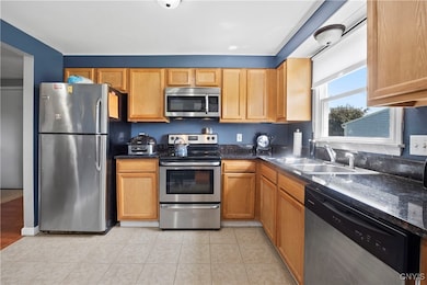 Kitchen - Nicely appointed with a 4-pc suite of st