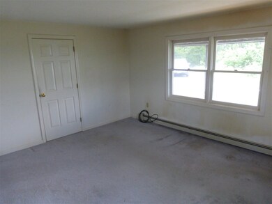 885 Plausawa Hill Rd, Pembroke, NH 03275 - photo 7