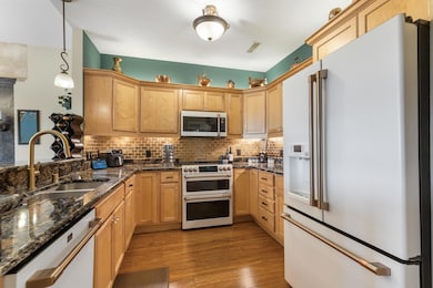 N51W34861 Wisconsin Ave unit 3119, Okauchee, WI 53069 - photo 5