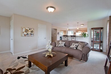 006 living room - IMG_5987