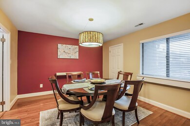 540 Foxwood Ln, Paoli, PA 19301 - photo 2