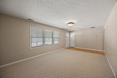 304 Pine St, Berea, KY 40403 - photo 6