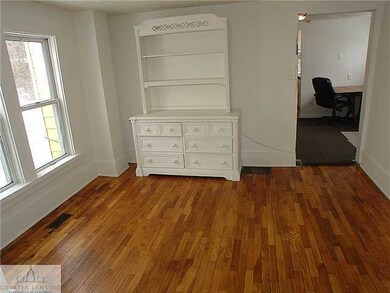 318 Dunlap St, Lansing, MI 48910 - photo 5