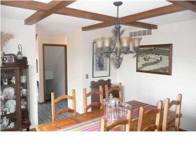 Room for all you furniture and family too.