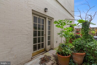 1669 Columbia Rd NW unit 113, Washington, DC 20009 - photo 6