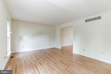 435 Edgewood Dr, Ambler, PA 19002 - photo 5