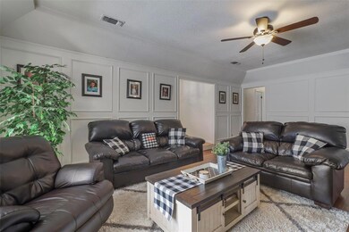 316 Carolyn Dr, Bedford, TX 76021 - photo 6