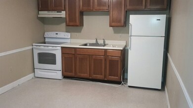 244 Lita Ln unit 244, Newmarket, NH 03857 - photo 3