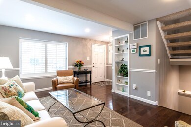 6802 Montivideo Square Ct, Falls Church, VA 22043 - photo 2