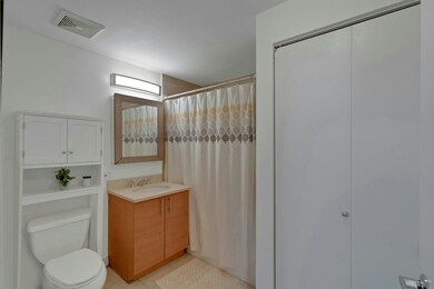 102 Christopher Columbus Dr unit 803, Jersey City, NJ 07302 - photo 6