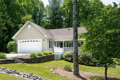 141 Oak Apple Ln, Hendersonville, NC 28792 - photo 4