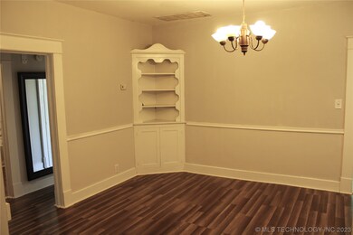Formal Dining