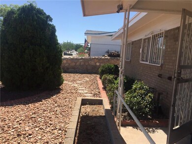 7824 Hemlock St, El Paso, TX 79925 - photo 5