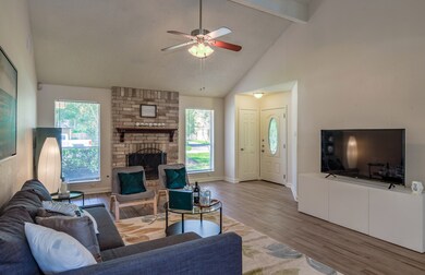 19 S Drifting Leaf Ct, Spring, TX 77380 - photo 4