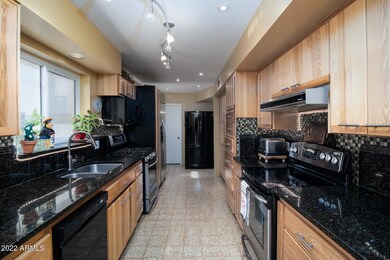6726 E Shea Blvd Kitchen