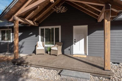 02Front porch