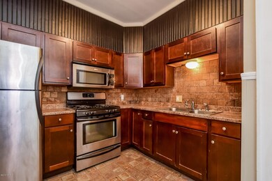 007-Kitchen-2203211-medium