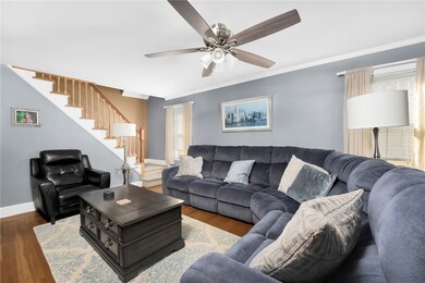 94 Westcott Ave, Cranston, RI 02910 - photo 4