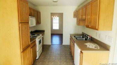 2610 Mattaponi Ave, West Point, VA 23181 - photo 4