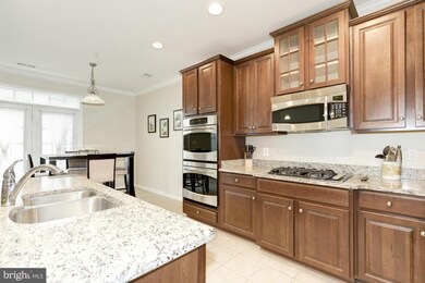 15099 Leicestershire St unit 71, Woodbridge, VA 22191 - photo 5