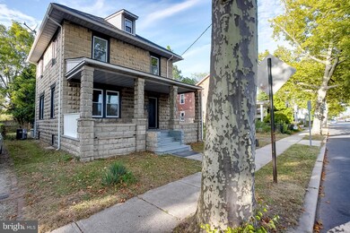 317 W Broad St, Palmyra, NJ 08065 - photo 3