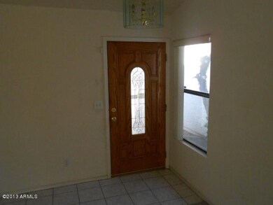 023-322676 Interior Entrance